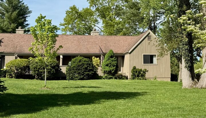 133 Bannock Lane A  Stratford CT 06614 photo