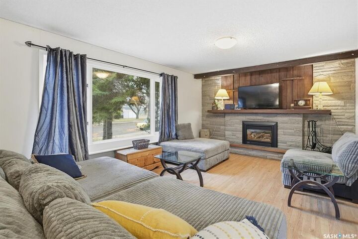 Property Photo: 2230 St Patrick Avenue SK S7M 0L3