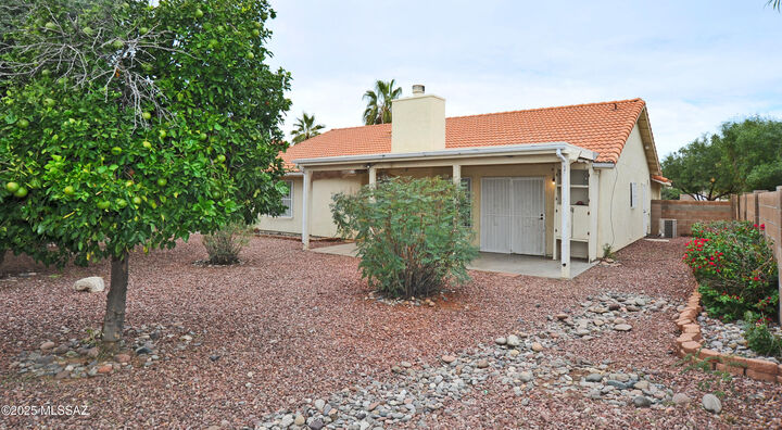Property Photo:  2534 S Perillo Drive  AZ 85710 