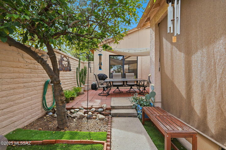Property Photo: 2483 N Palo Dulce Drive AZ 85745