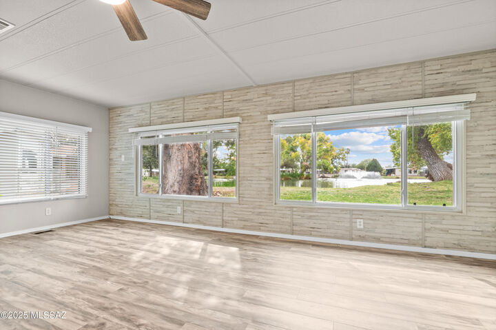 Property Photo: 4550 N Flowing Wells 170 AZ 85710