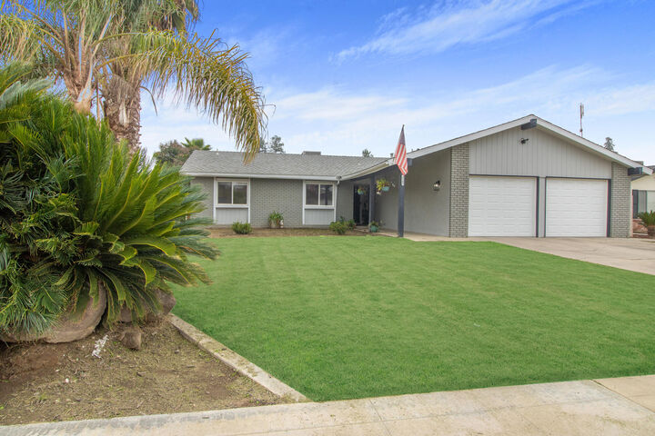 3545 W Monte Vista Court  Visalia CA 93277 photo