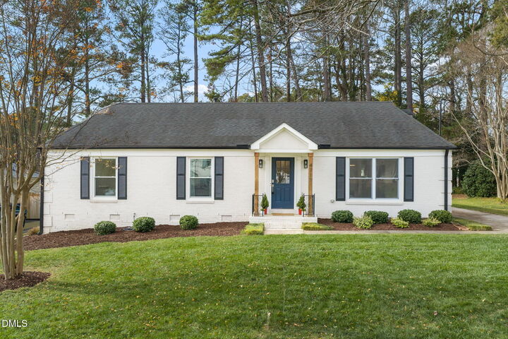 Property Photo: 4717 Stonehill Drive NC 27609