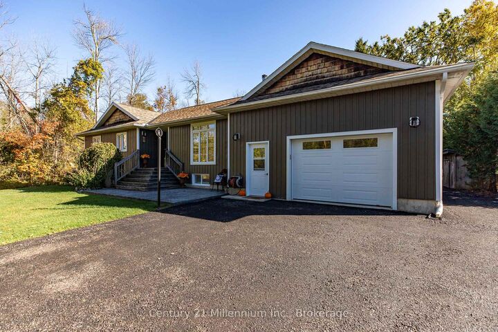 Property Photo:  23 Pierce Street N  ON N0H 2T0 