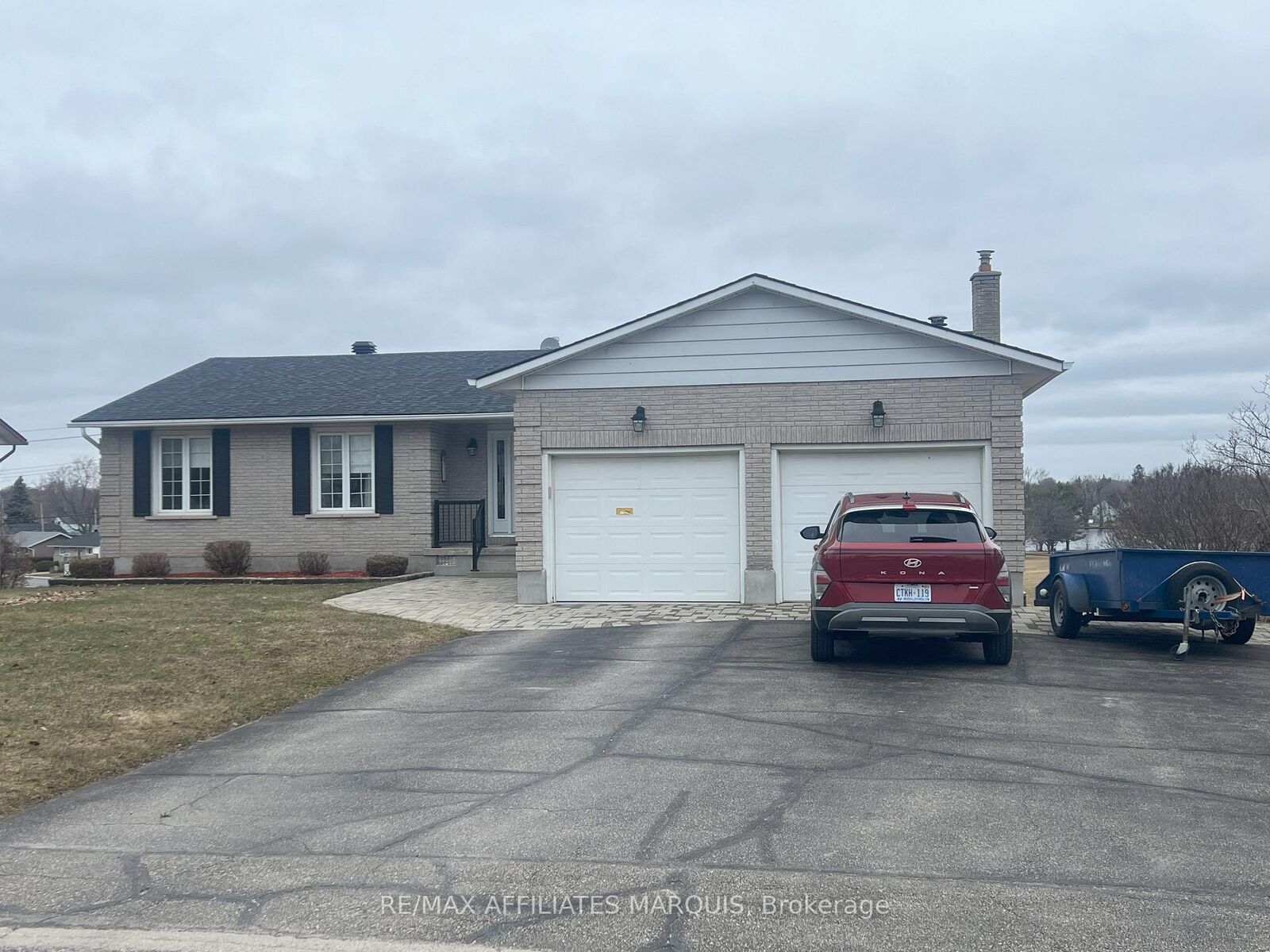 Photo de la propriété:  74 Colonel By Crescent  ON K7A 5B6 