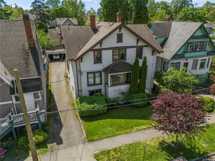 Property Photo: 1157 Princess Ave BC V8T 1L2