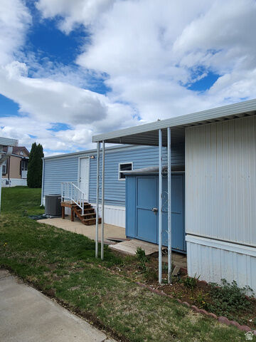 Property Photo:  158 Cushing Way  UT 84041 