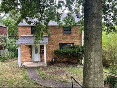 Property Photo: 10318 Lindberg Ave PA 15235