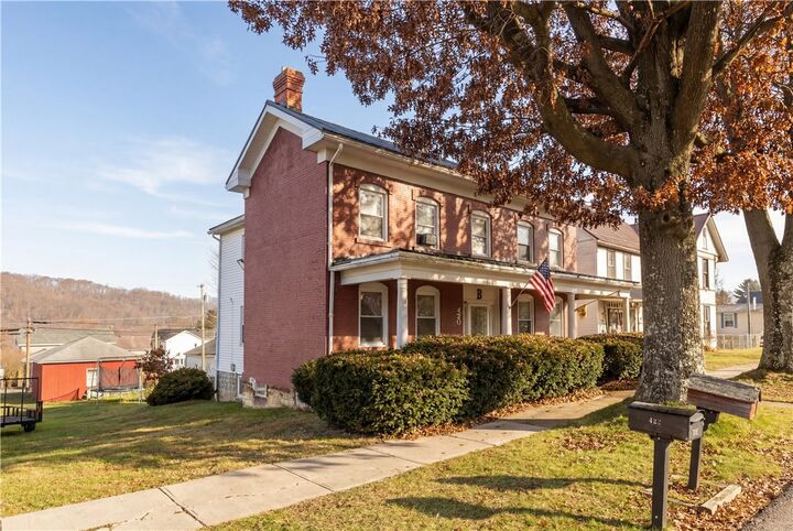 Property Photo:  420 Grant St  PA 16028 