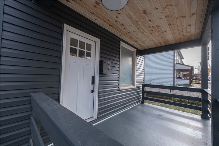 Property Photo:  433 Lloyd Ave  PA 15650 