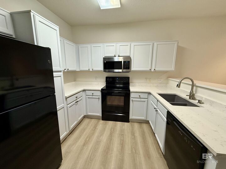 Property Photo:  2651 S Juniper Street 303  AL 36535 