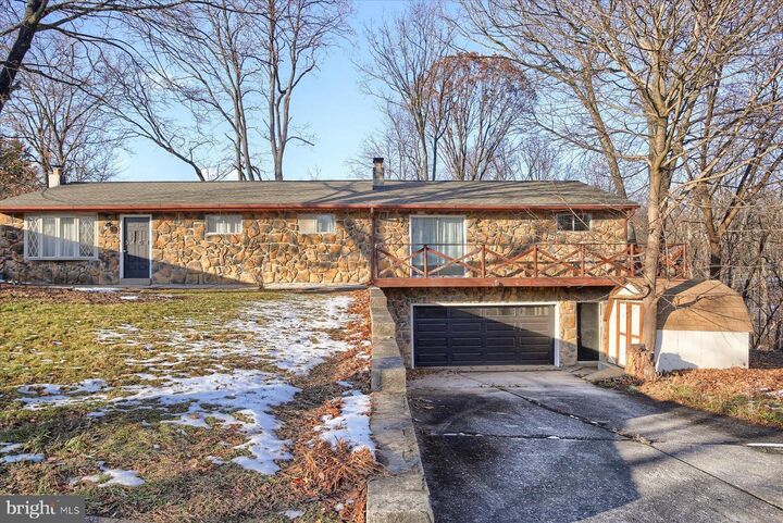 Property Photo:  5404 Laurie Lane  PA 17025 