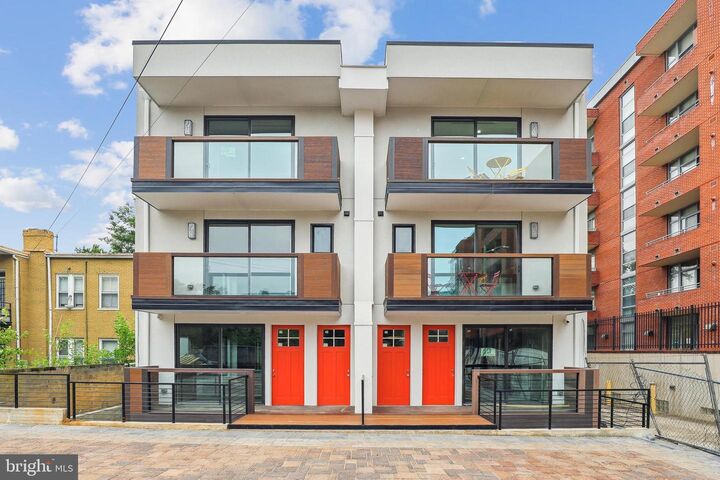 Property Photo: 304 K Street NE 1 DC 20002