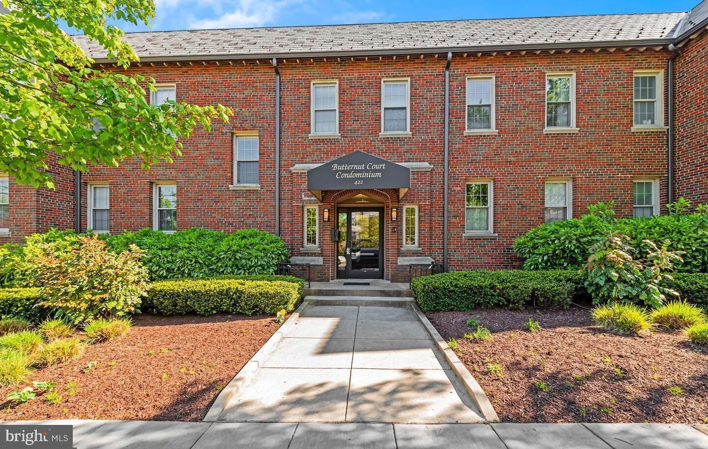 Property Photo:  422 Butternut Street NW T-3  DC 20012 