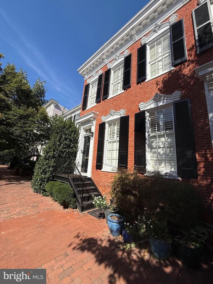 Property Photo: 3011 Dumbarton Street NW DC 20007