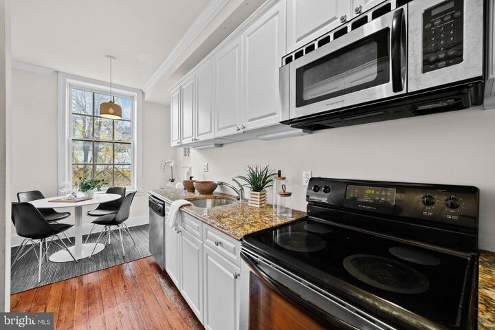 Property Photo:  1708 Pine Street 3F  PA 19103 