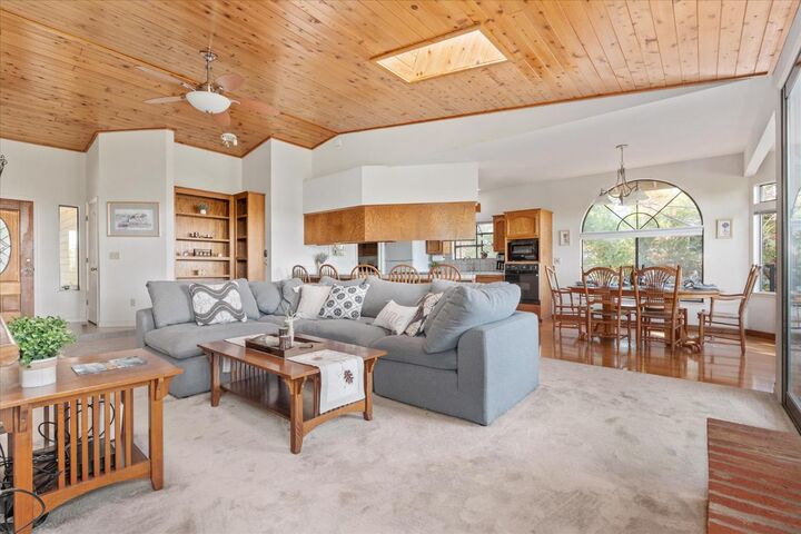 Property Photo:  257 Snowberry Ct.  CA 95247 