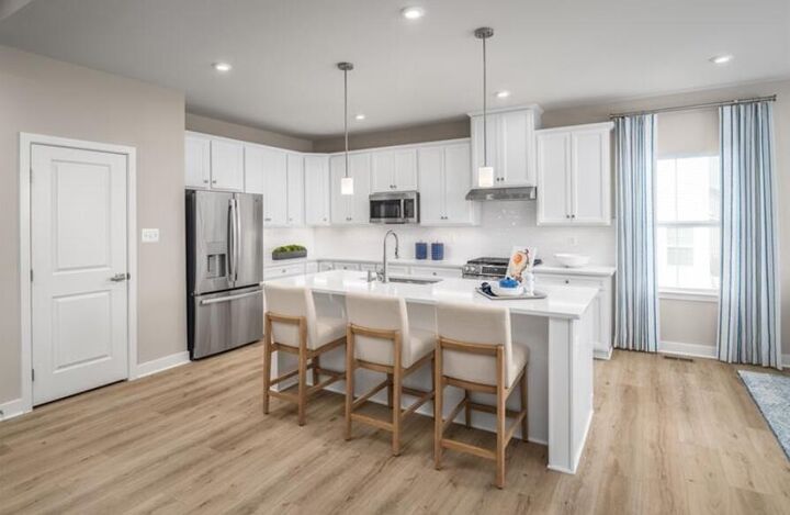 Property Photo: 1027 Thinleaf Avenue SC 29472