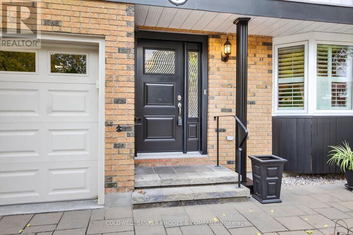 Photo de la propriété: 8 Confederation Private ON K1V 9W6