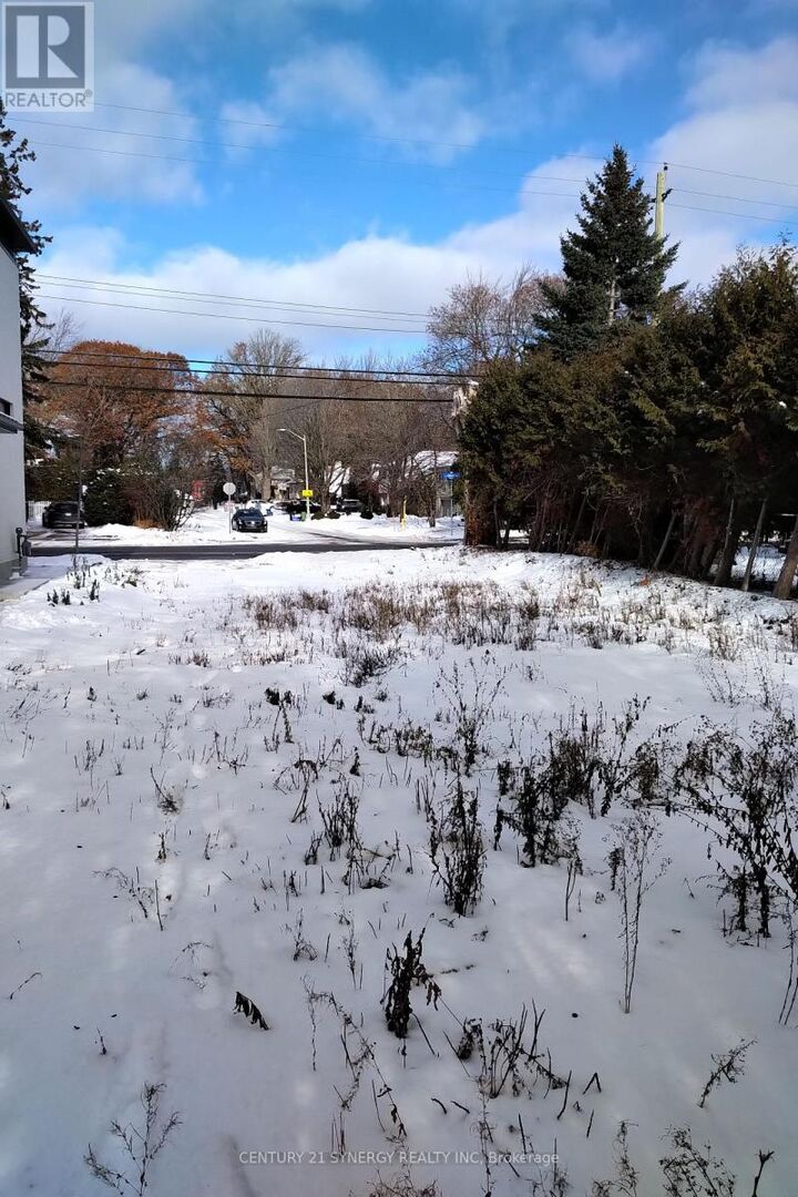 Property Photo:  1544 Kilborn Avenue  ON K1H 6M3 