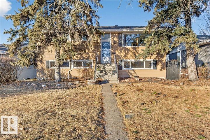 Property Photo:  16206 79A Avenue NW  AB T5R 3J1 