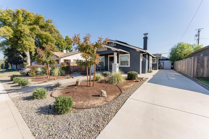 Property Photo:  1036 N Adoline Avenue  CA 93728 