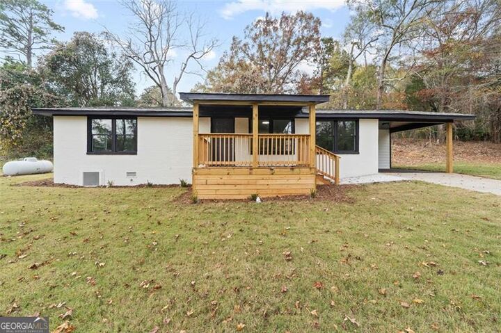 Property Photo: 627 Penor Street GA 30650