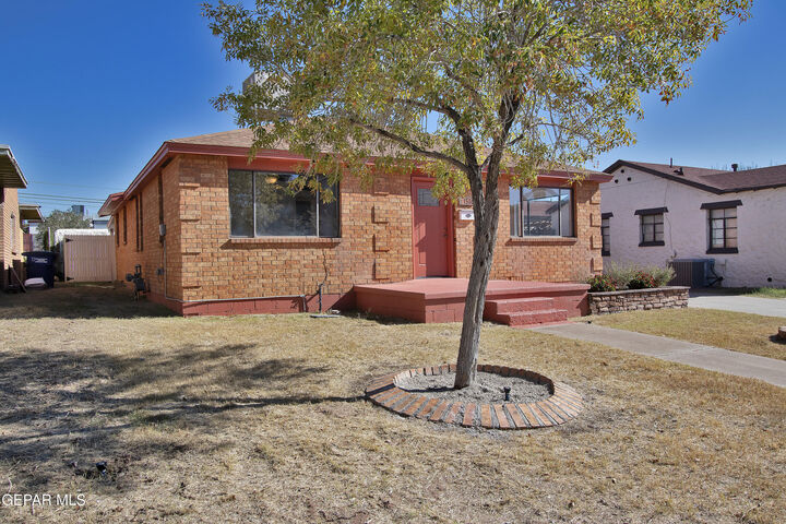 Property Photo: 1506 Raynolds Street TX 79903