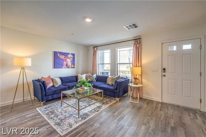 Property Photo: 502 Golden Myna Avenue NV 89011