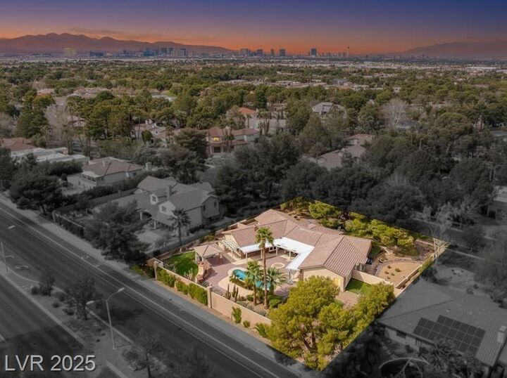 Property Photo:  9 Quail Run Road  NV 89014 