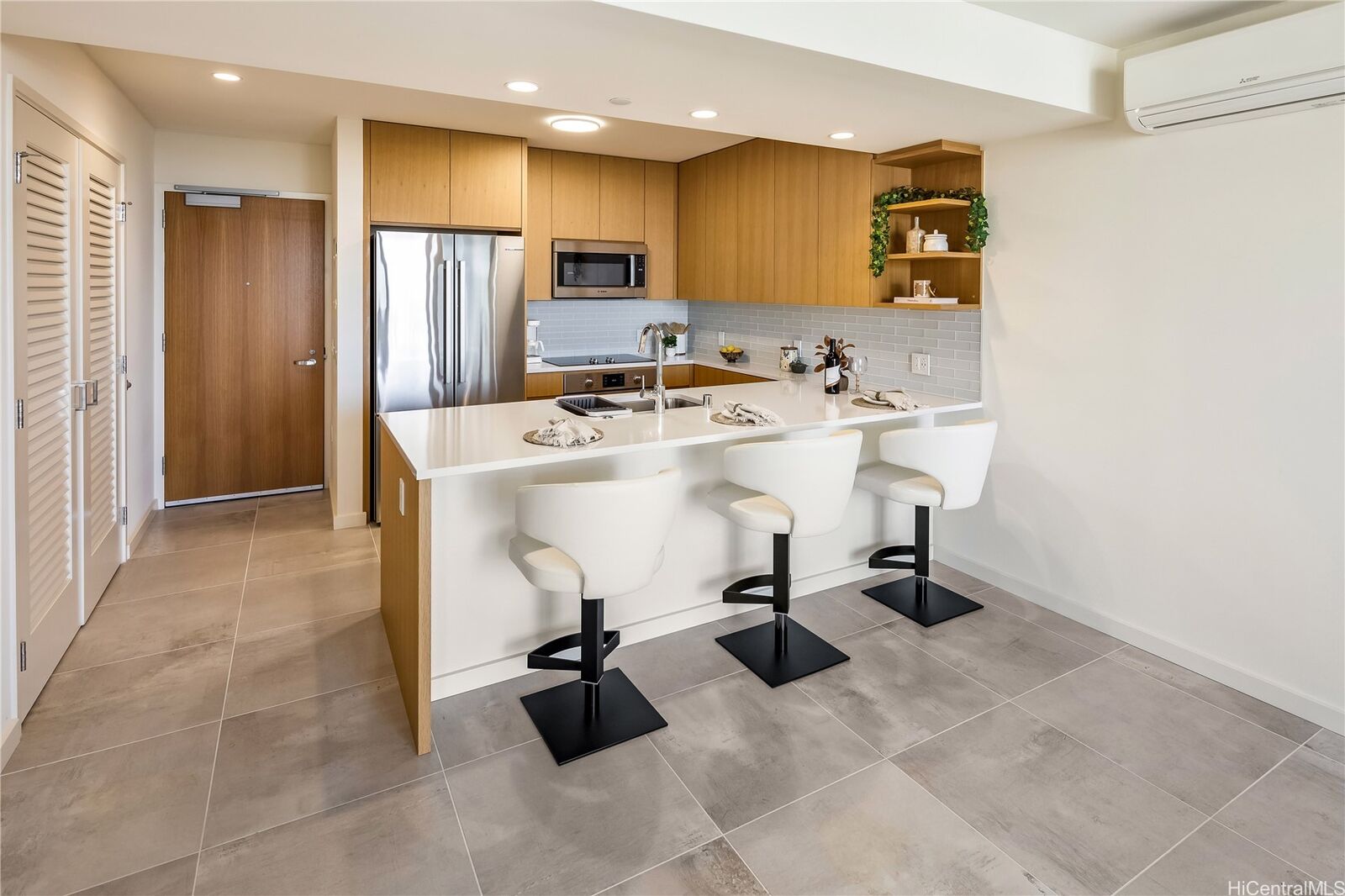 Property Photo:  1388 Kapiolani Boulevard 3906  HI 96814 