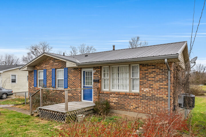 Property Photo:  405 Chambers Street  KY 40361 