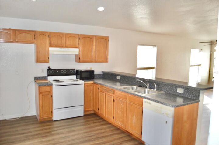 Property Photo: 2335 Pump Road FL 33860