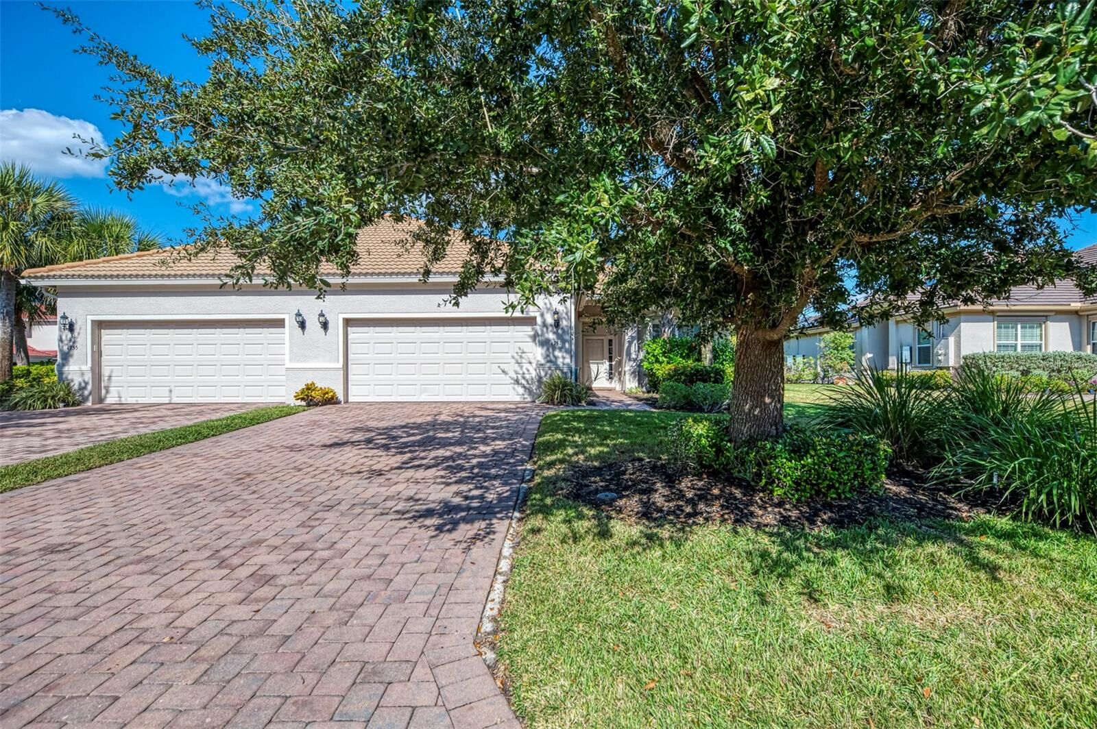 Property Photo: 4751 Club Drive FL 33953