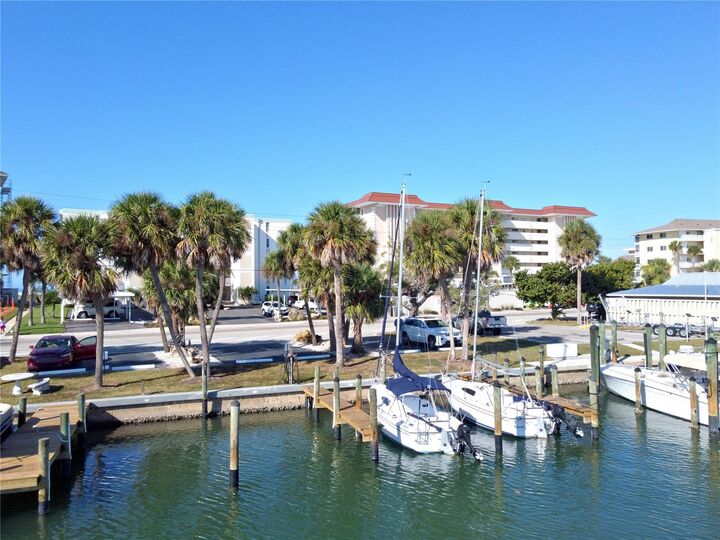 Property Photo: 1100 Tarpon Center Drive 301 FL 34285