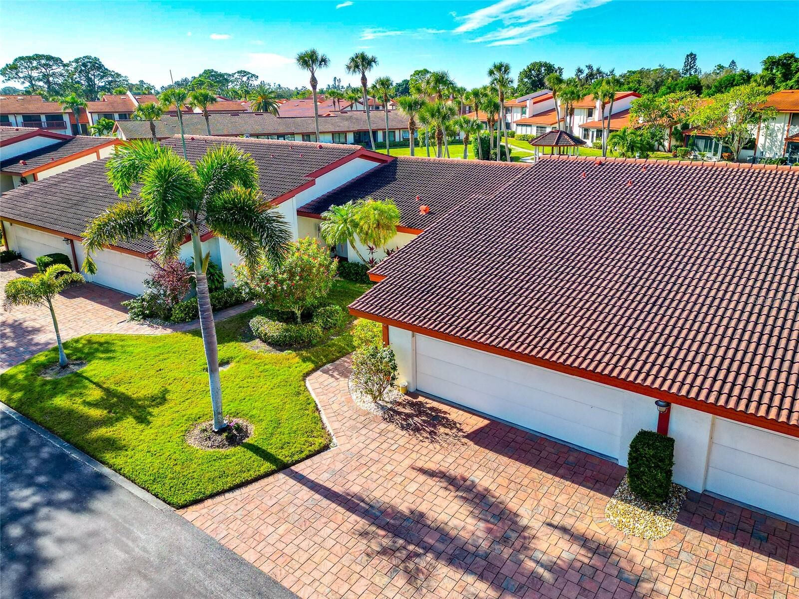 Property Photo: 707 Sorrento Inlet 707 FL 34275