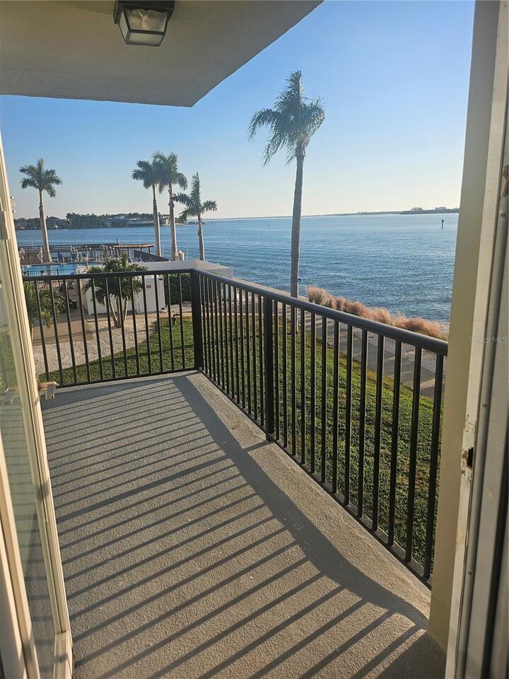 Property Photo: 5220 Brittany Drive S 202 FL 33715