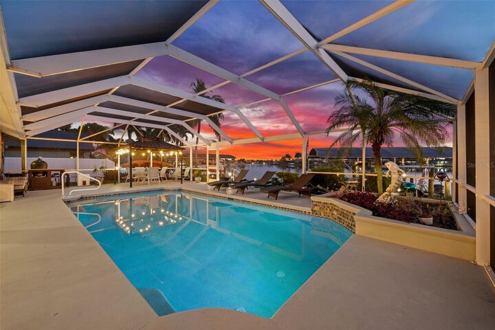 Property Photo:  626 Cape Coral Parkway W  FL 33914 