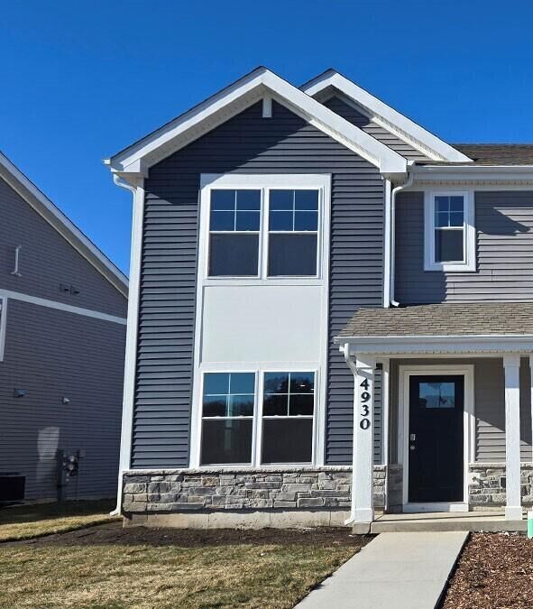 Property Photo:  4930 Yates Dr  WI 53403 