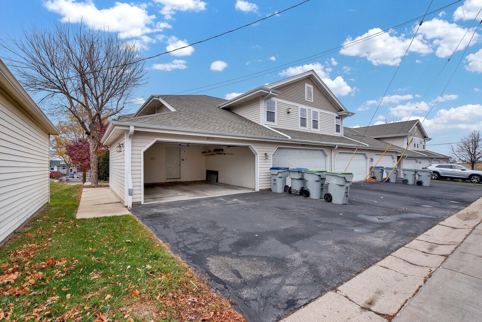 Property Photo:  2023 W Layton Ave 8  WI 53221 
