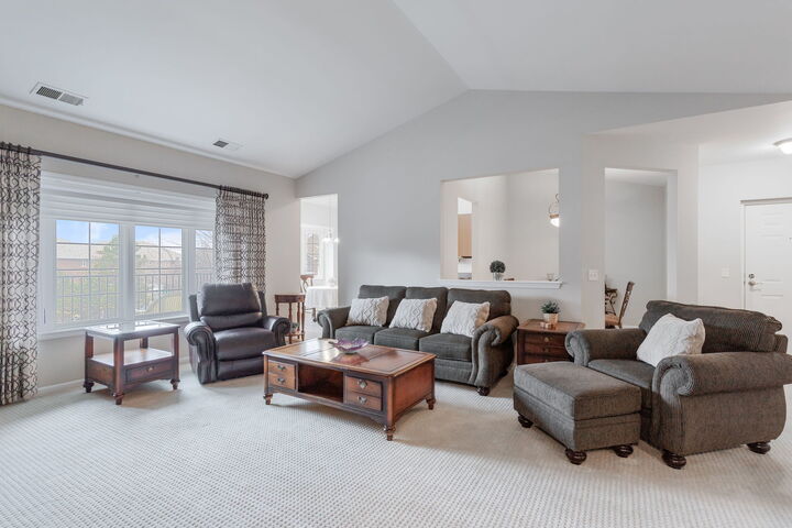 Property Photo: 13128 Timber Trail 302 IL 60463