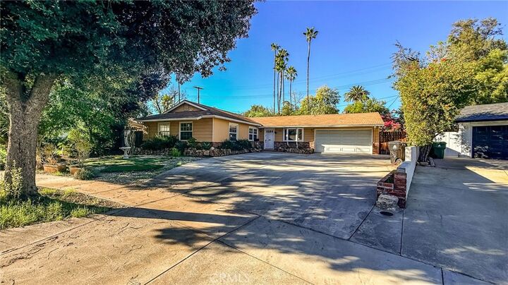 Property Photo: 7551 Quimby Avenue CA 91307