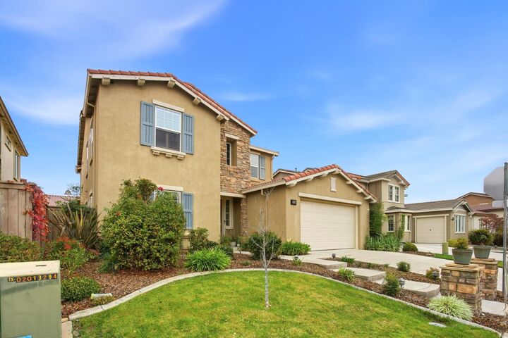 Property Photo: 9729 Allen Ranch Way CA 95757