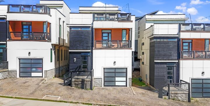 Property Photo:  1083 Whites Creek Pike  TN 37207 