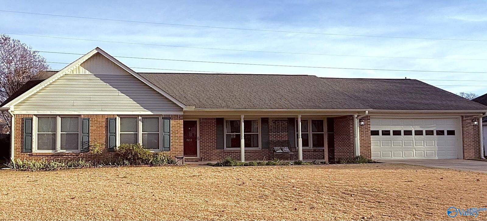 Property Photo: 2216 Carleton Drive SW AL 35603