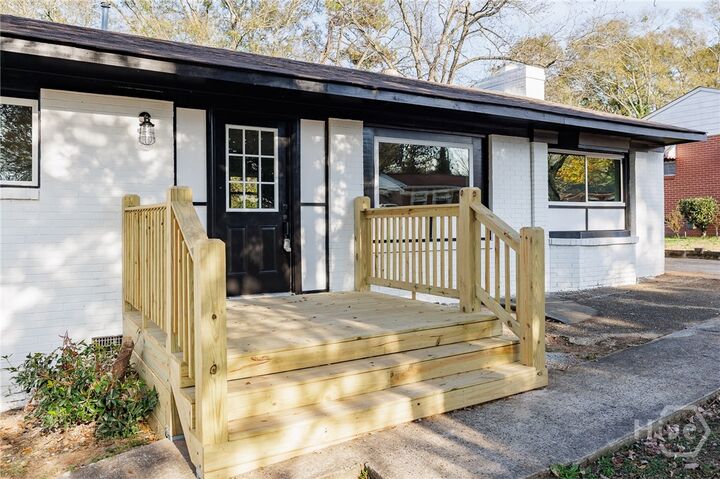 Property Photo:  125 Cone Drive  GA 30601 