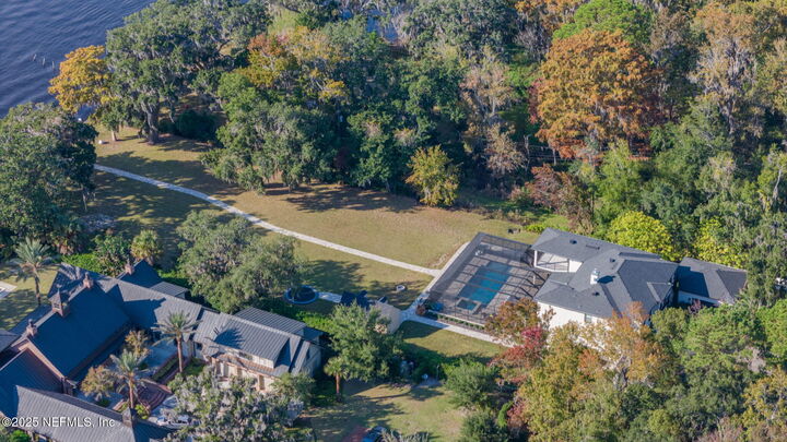 Property Photo: 13224 Mandarin Road FL 32223