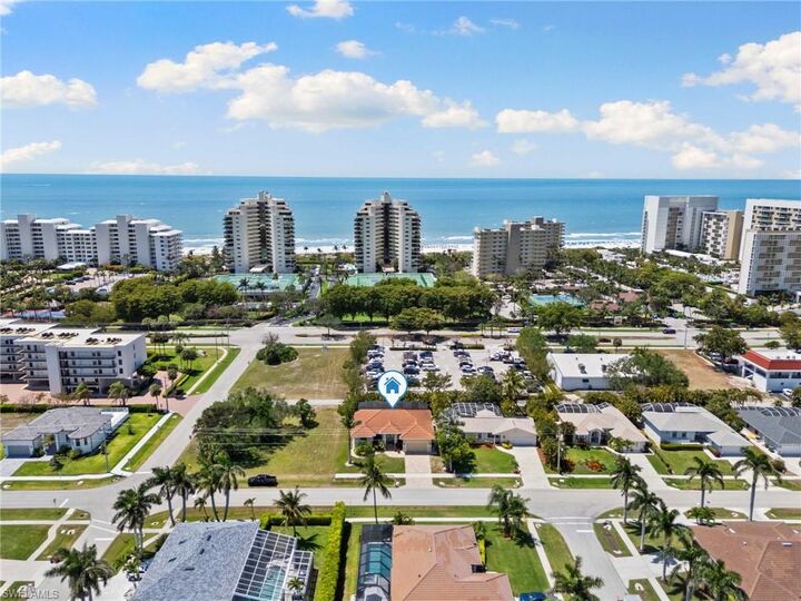 Property Photo: 724 Seagrape Dr FL 34145