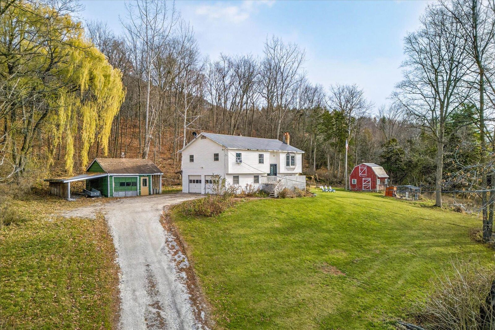 Property Photo:  1513 Mountain Road  VT 05491 