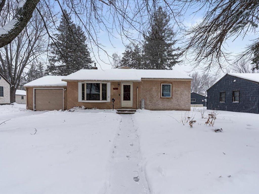 Property Photo:  1315 8th Avenue NE  MN 56401 